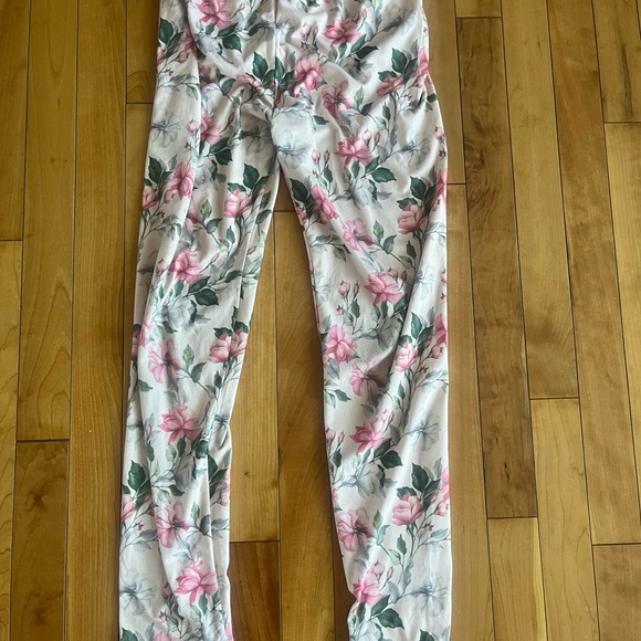 Girls flounce sleeve Hi-lo hem top and floral print legging 11-12 - Picture 5 of 13